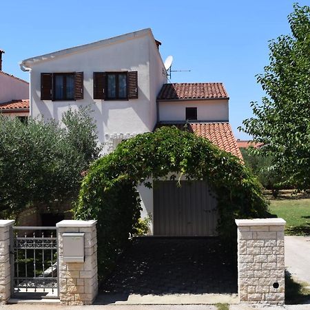 Lovely Apartment With Two Terraces*** Pula Bagian luar foto